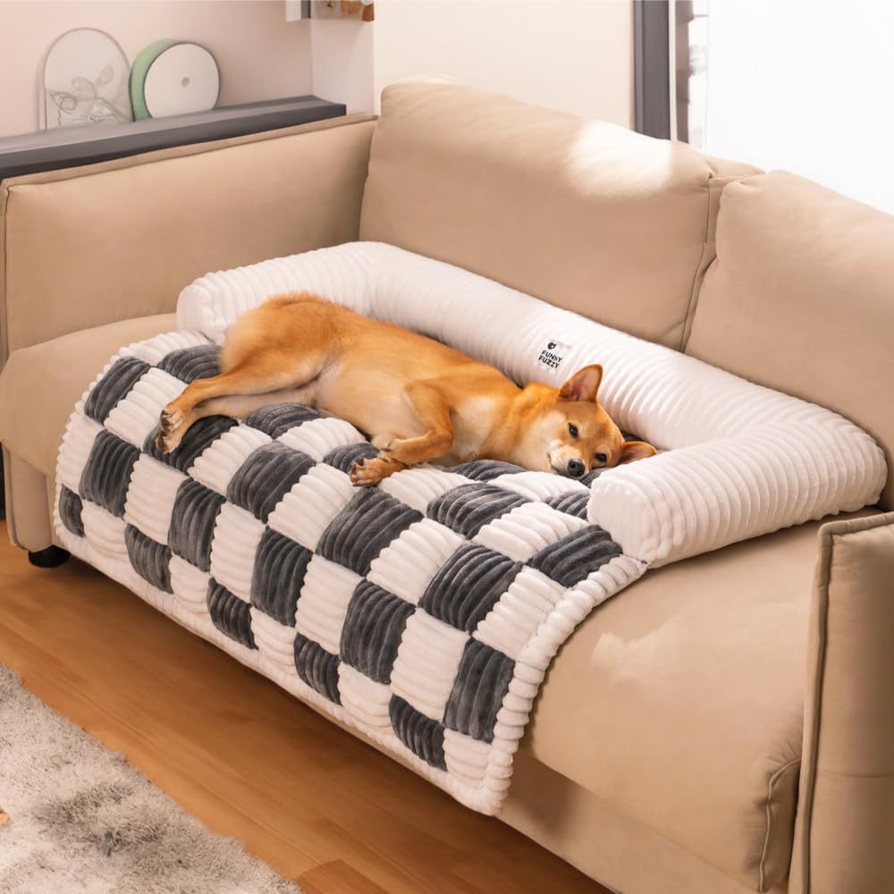 Checkered Bolster Pet Bed