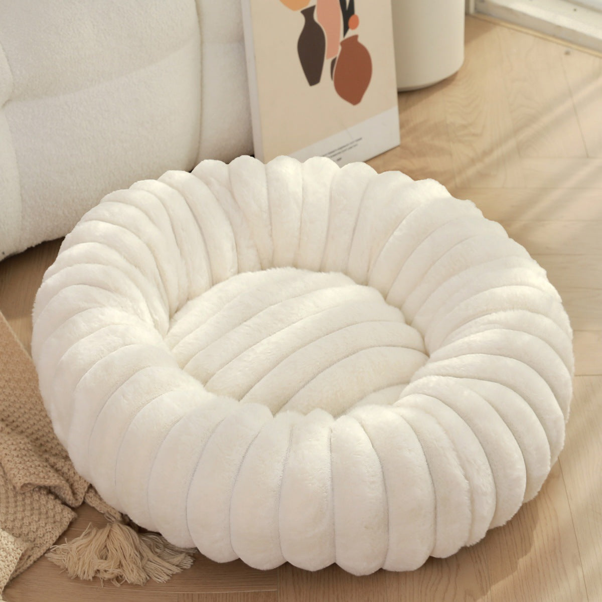 Round Plush Pet Nest Bed, color option