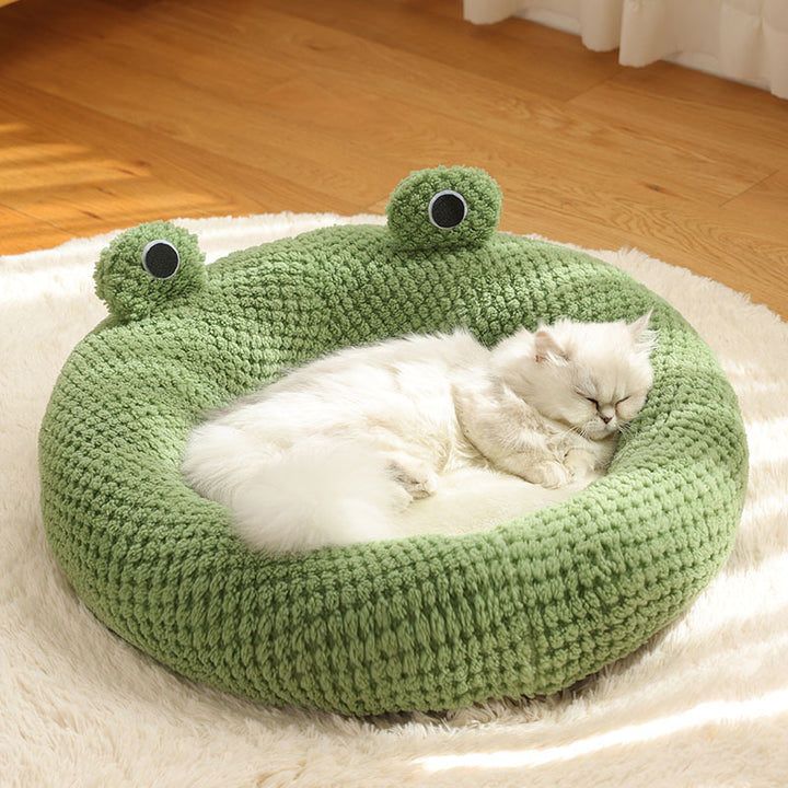 Frog Cat Cave Bed in use